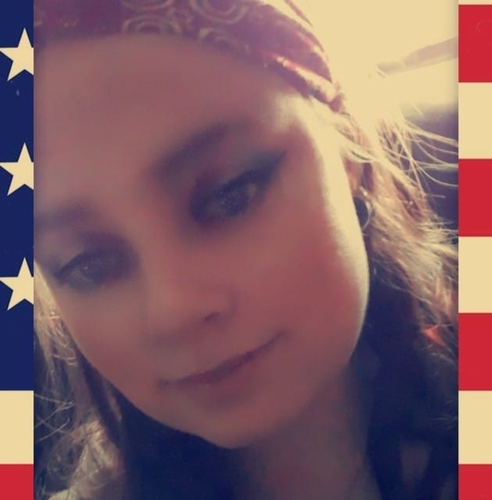 Meet your Posher, Danialle